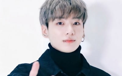 방탄소년단 정국, 트위터 인수한 '일론 머스크'와 '트윗 톱10' 어깨 나란히