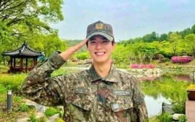 박보검, 군인에서 민간인…군복 입고 '늠름' 전역 신고 [TEN★]
