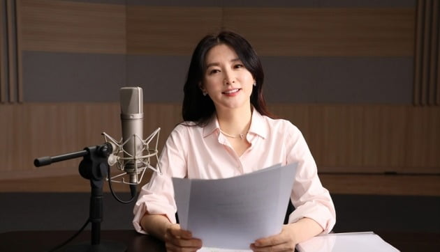 이영애, EBS '어린人권' 내레이션 참여…출연료 전액 기부 "의미 깊은 일"