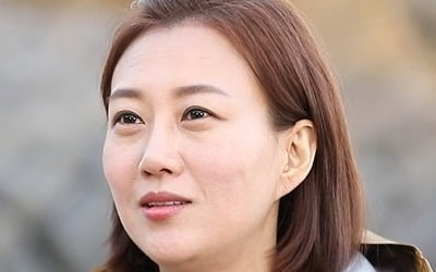 장윤정, '♥도경완' 위해 무인도 行…남편 꿈에 특급 지원 ('안다행')