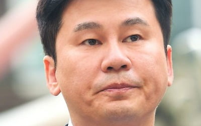 '보복협박' 혐의 양현석, 5차 공판 증인 불출석으로 연기