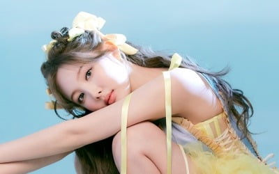 트와이스 나연, 첫 솔로 'IM NAYEON' 예약 판매 시작 