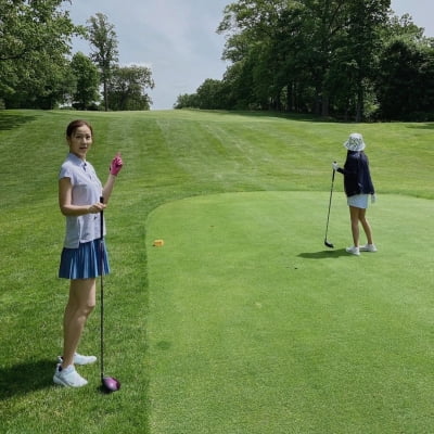 '권상우♥' 손태영, 미국 생활이 체질…골프 라운딩으로 여유 만끽 [TEN★]