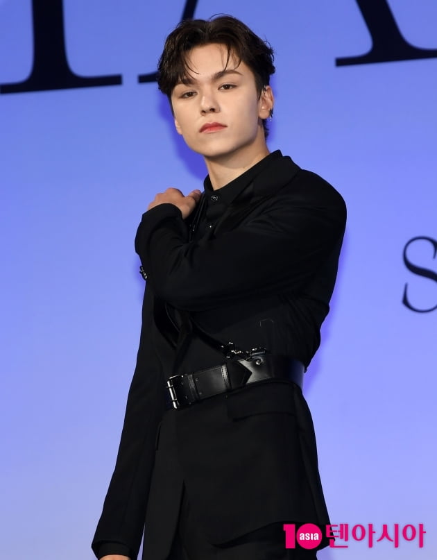 [TEN 포토] 세븐틴 버논 '멋진 버카프리오'