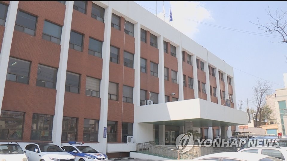 신변 보호 대상 여성 흉기에 찔려 숨져…스마트워치로 긴급 신고(종합)