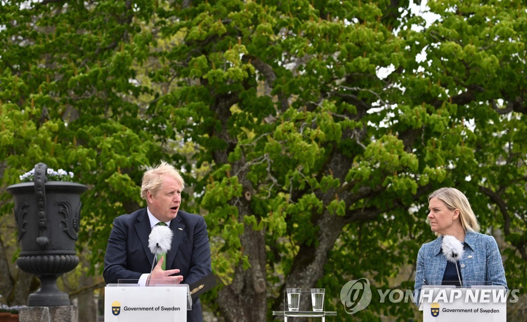 영국, '나토 가입 여부 결정' 앞둔 스웨덴·핀란드와 안보협정