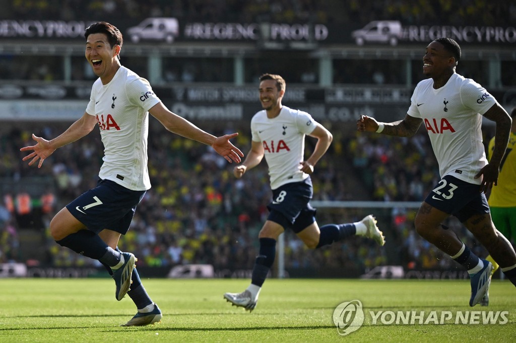 득점왕에 감격한 손흥민 "어릴 적 꿈 이뤄져…믿을 수 없어!"