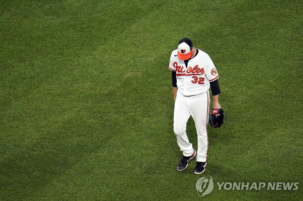 마약성 진통제 복용·공급…MLB 하비 60경기 출장 정지