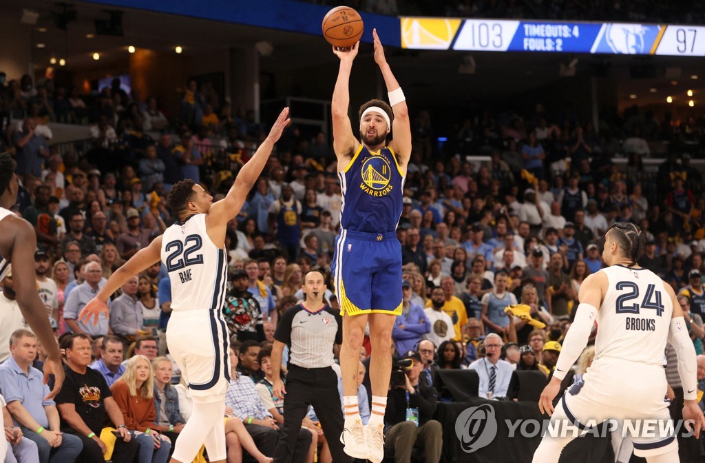 NBA 골든스테이트, 멤피스에 신승…풀 31점·톰프슨 역전 3점포