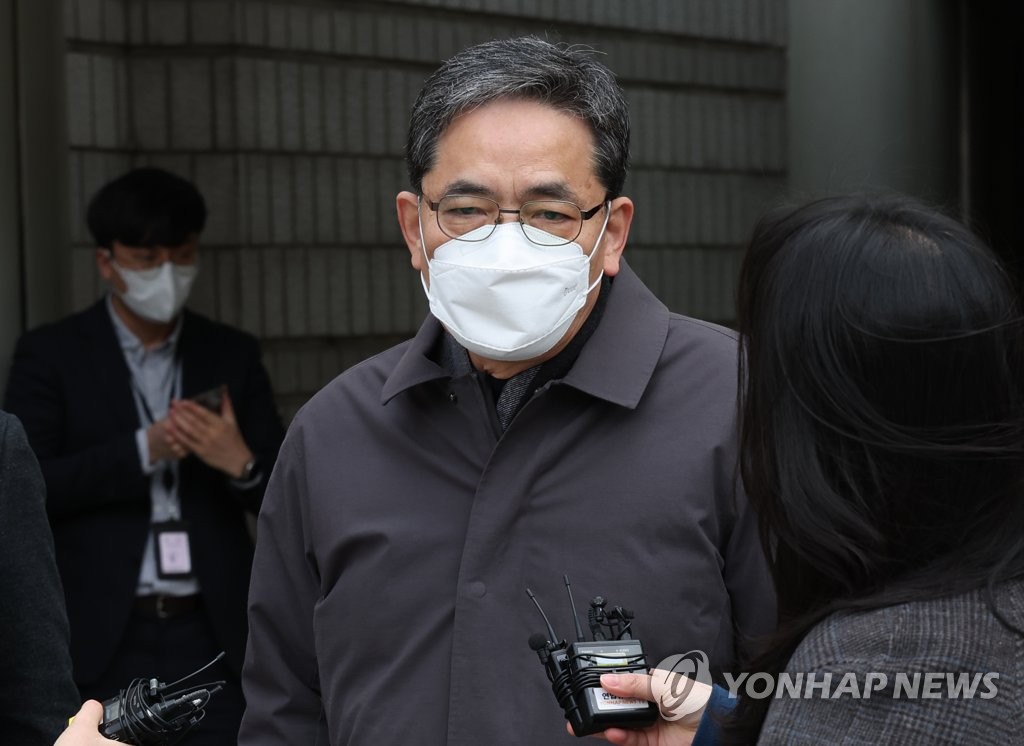 정영학 "곽상도, 김만배에 '많이 벌었으면 나눠줘야지'"(종합2보)