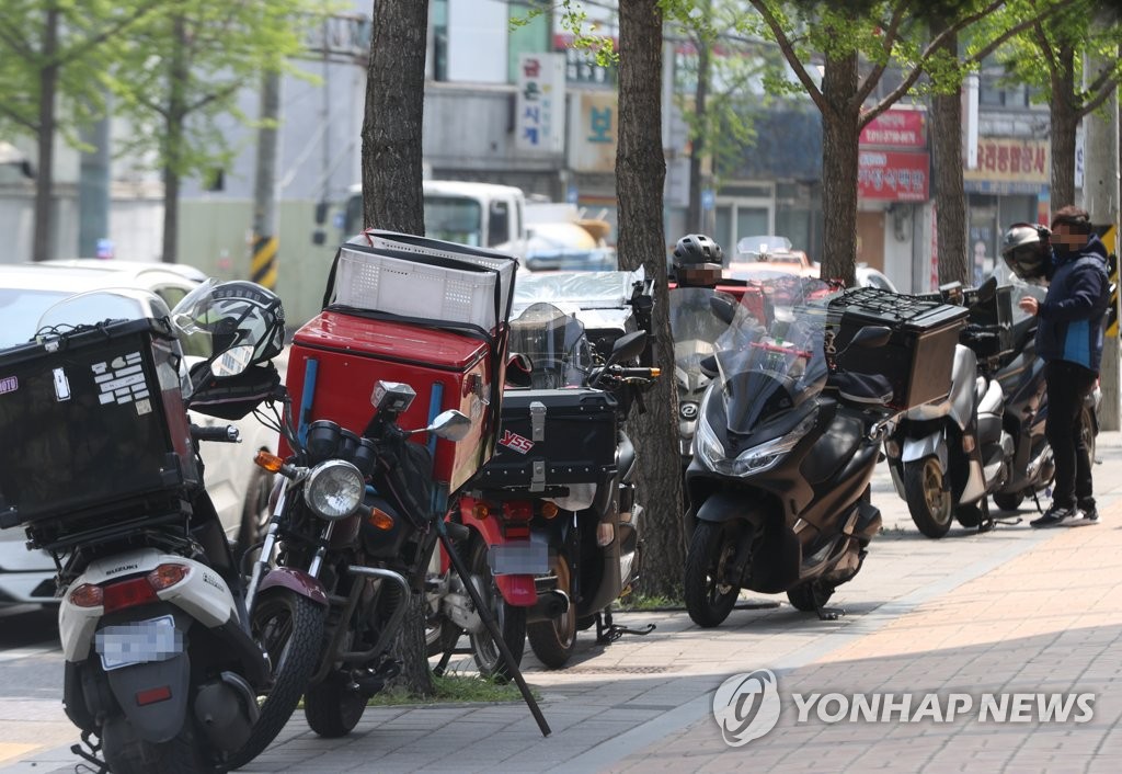 배달 노동자도 산재보험 적용…환노위, 산재보험법 의결