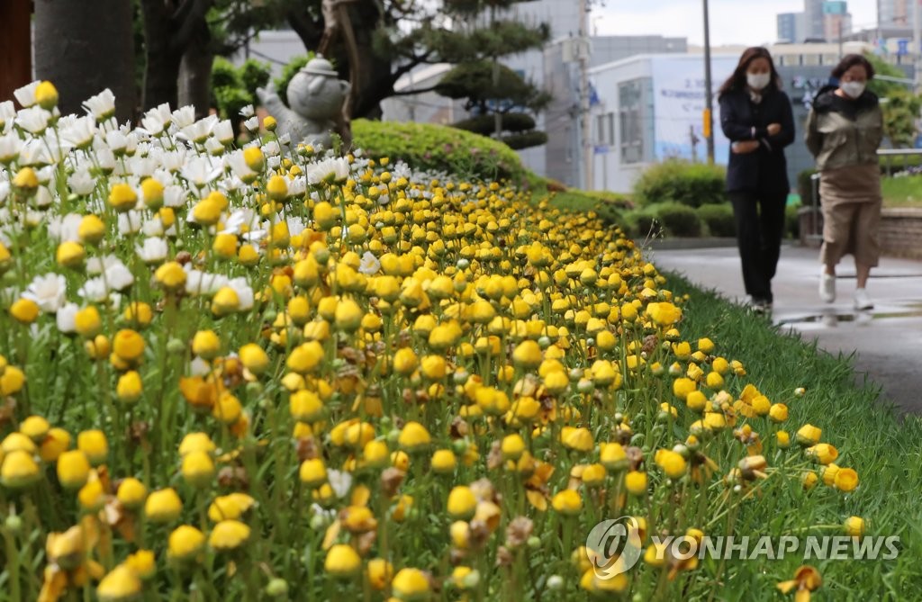 내일 새벽~오전 수도권·강원에 비…양은 적어