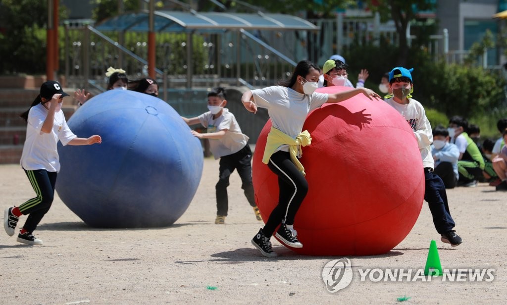 부산, 2천868명 신규 확진…누적 재감염은 2천71명 추정