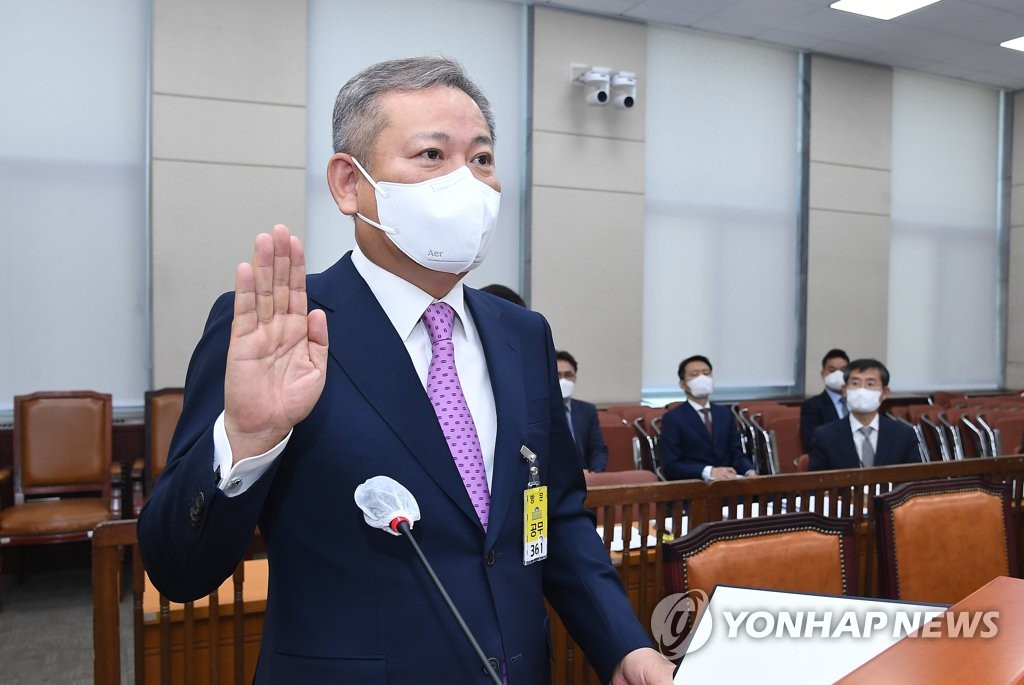 이상민 청문회 심야 파행…민주 "尹깐부·아빠찬스" 맹폭(종합)