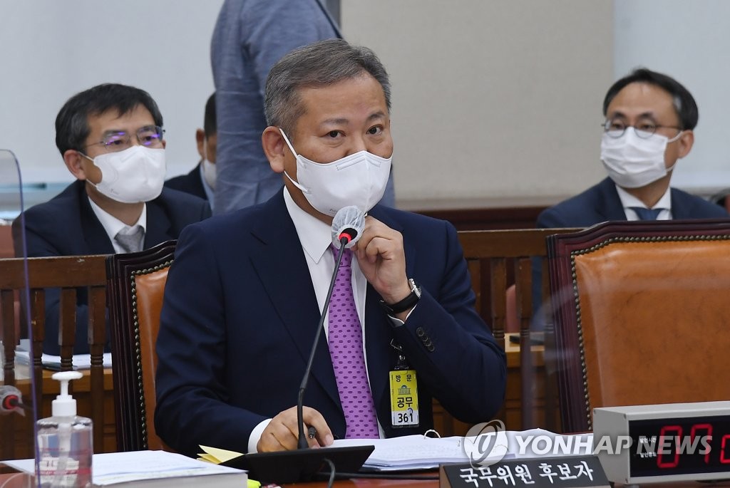 이상민 청문회 심야 파행…민주 "尹깐부·아빠찬스" 맹폭(종합)