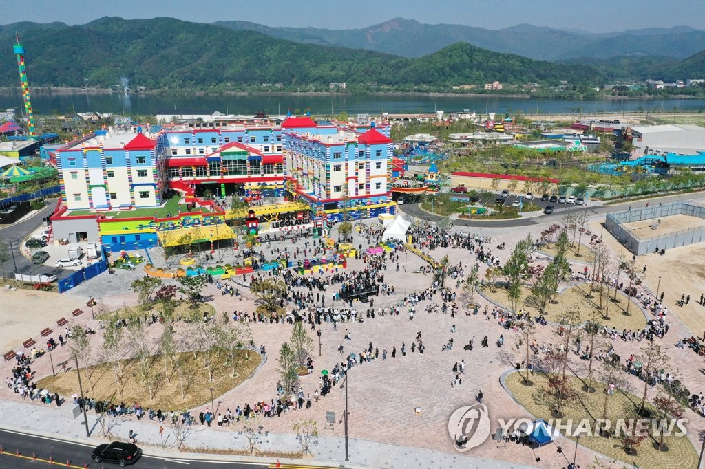 개장 후 첫 주말 맞은 레고랜드…어린이날 같은 대란 없었다