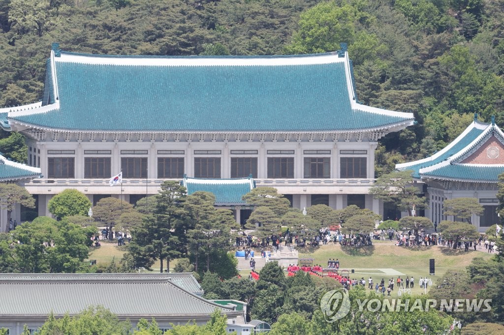 청와대 관람 내달 11일까지 연장…오늘 정오부터 신청 가능