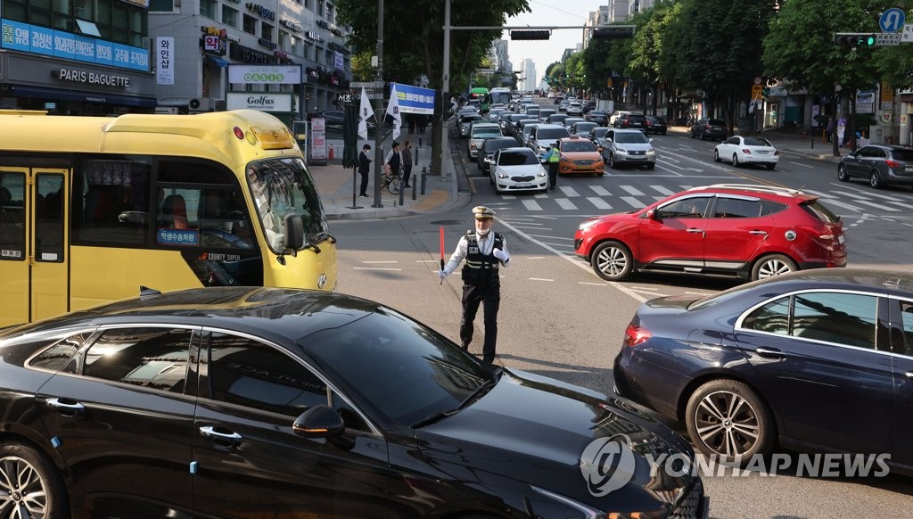 집회·대통령 출퇴근에 주민 불만…'용산시대' 과제안은 경찰