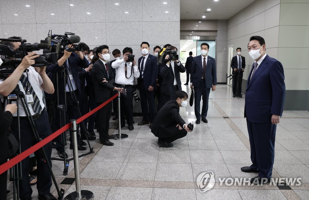 "점잖게 하지말고" "프리스타일"…격식 깨겠다는 尹대통령