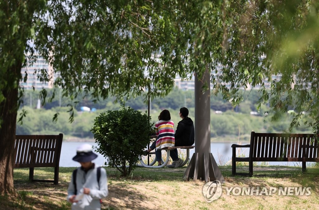 [내일날씨] 낮부터 따뜻한 봄바람…큰 일교차 주의