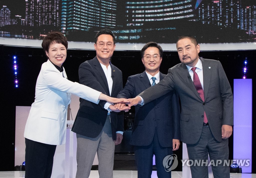 강용석 "尹대통령, 통화서 '왜 김동연 아닌 김은혜 공격하나'"