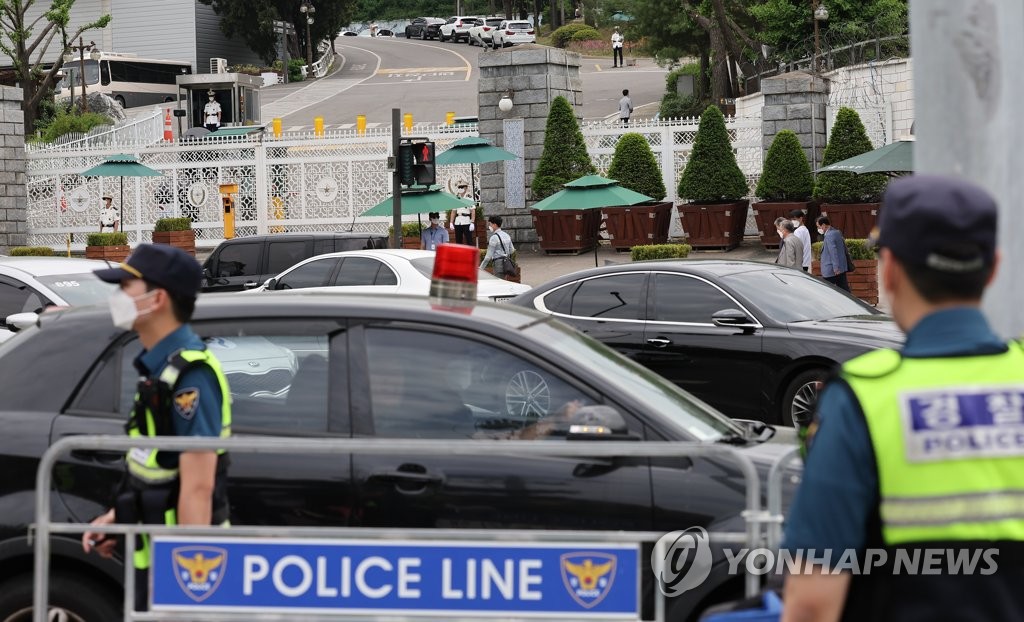 법원 "대통령 집무실, 관저 아니야"…내일 집회 일부 허용(종합2보)