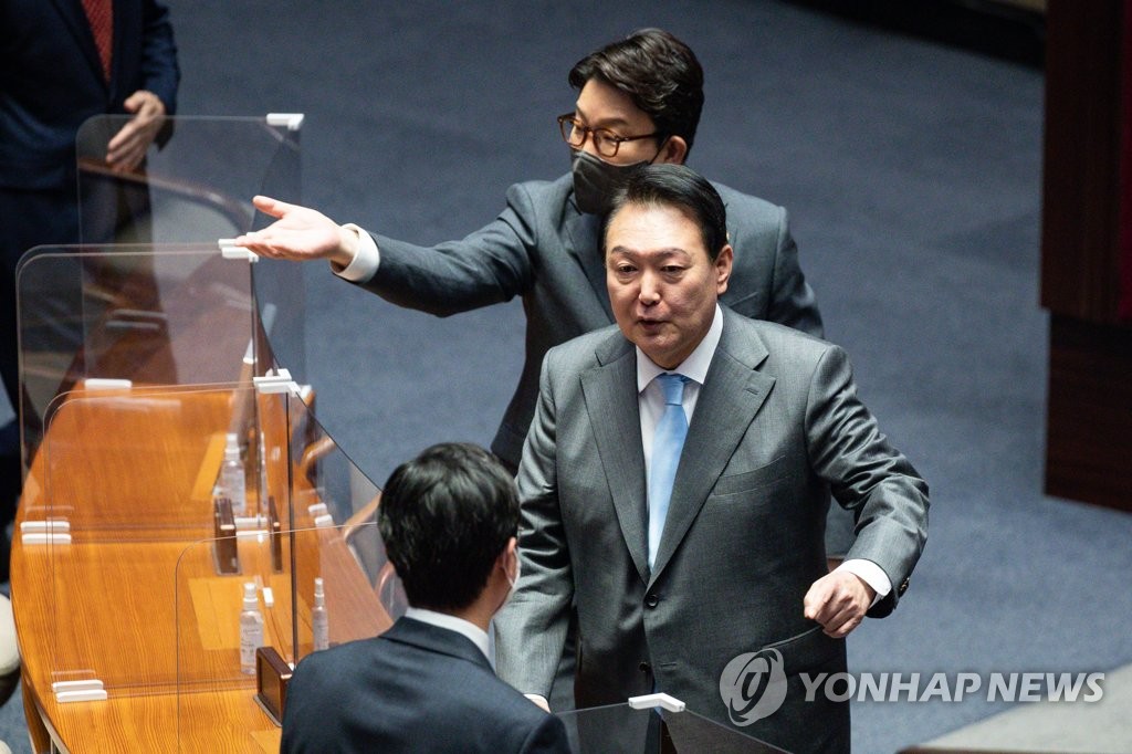 권성동 "尹대통령 연설뒤 기다려준 민주 의원들께 감사"