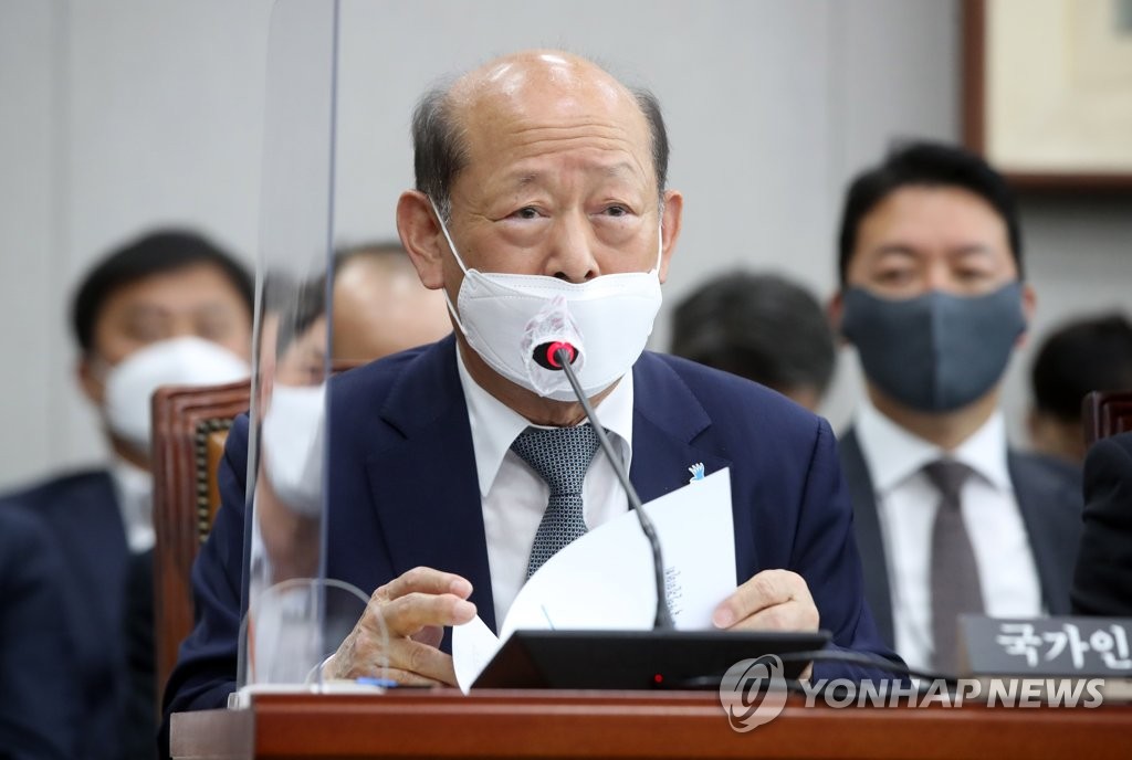 송두환 인권위원장, 고려인마을 방문…우크라 피난 동포 만나