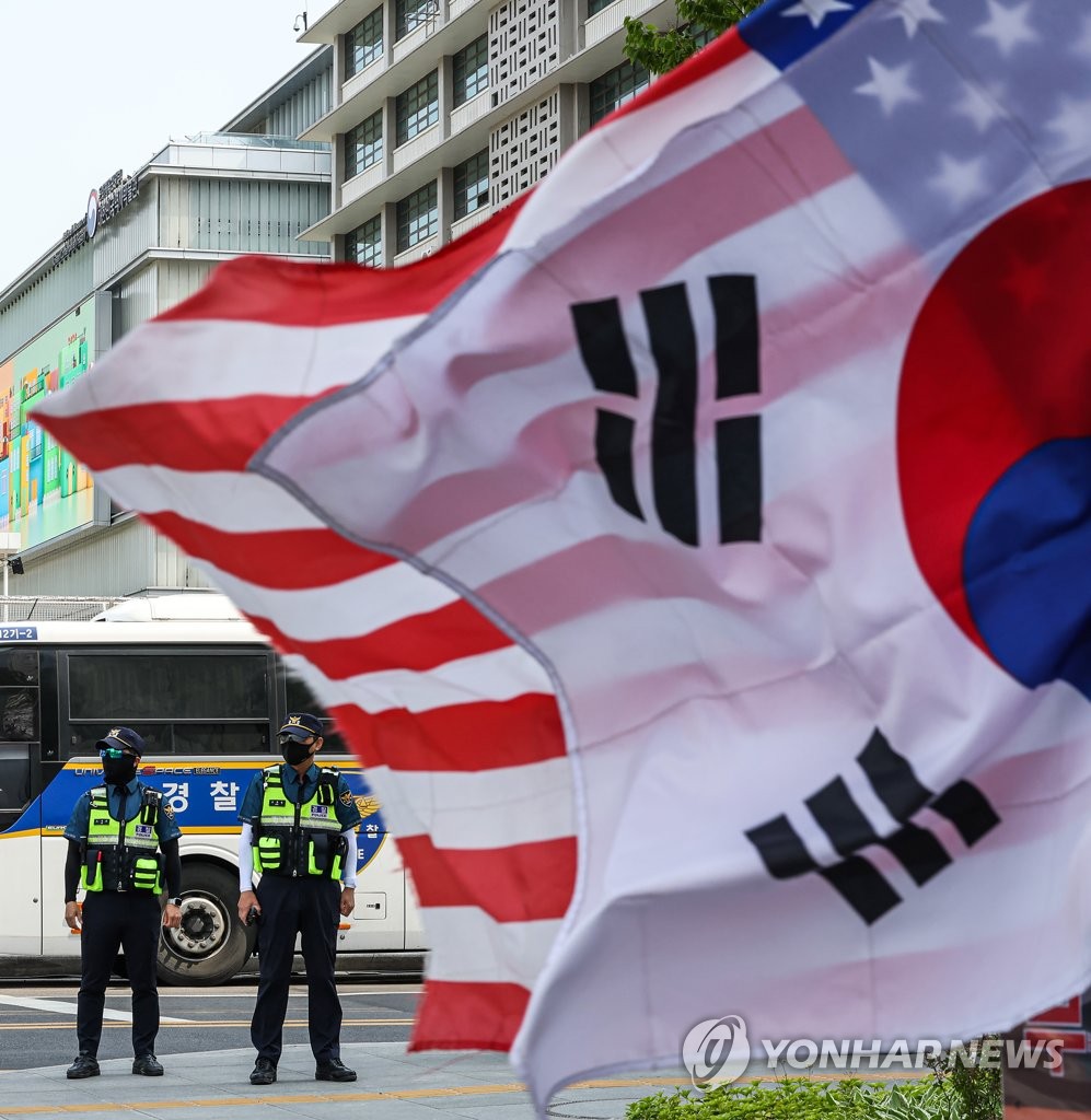 中, 바이든 방한 앞두고 한중협력 강조·한미동맹 견제