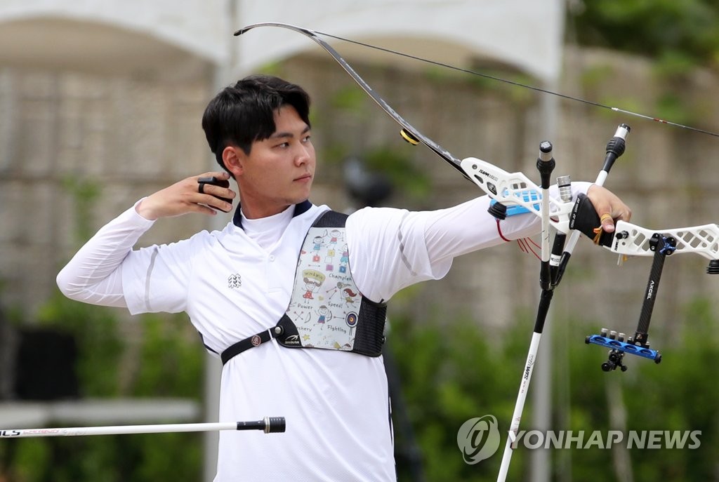 양궁대표 이우석 "아시안게임 연기요? 저는 두 번 당해봤답니다"