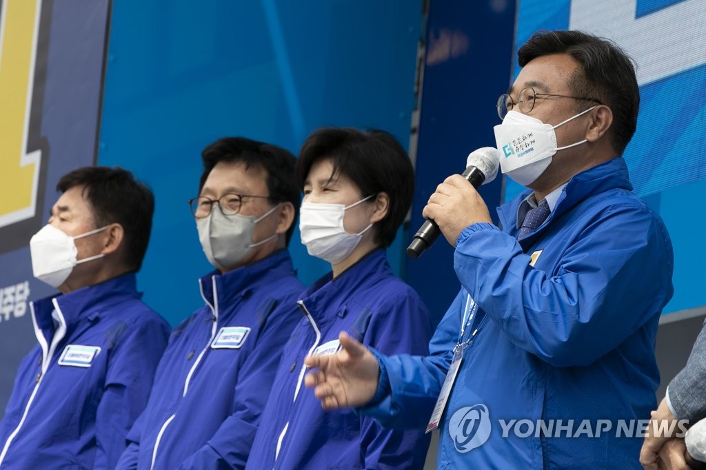 윤호중 "윤대통령 협치는 협력 아닌 협박…오기 인사 안돼"