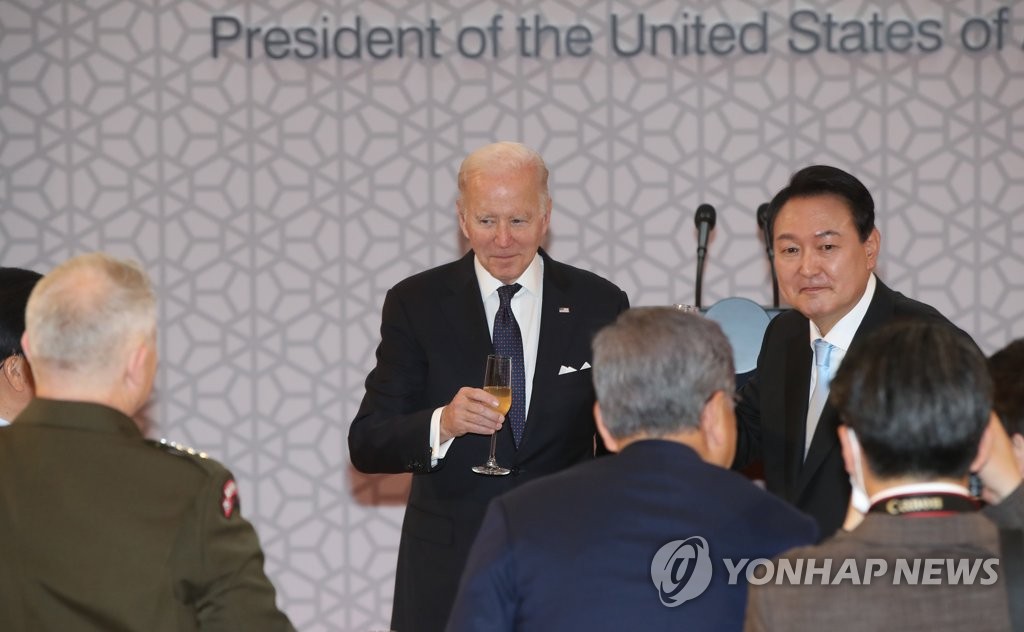 국립중앙박물관장 "경천사지탑 본 바이든 대통령, 바로 감탄사"