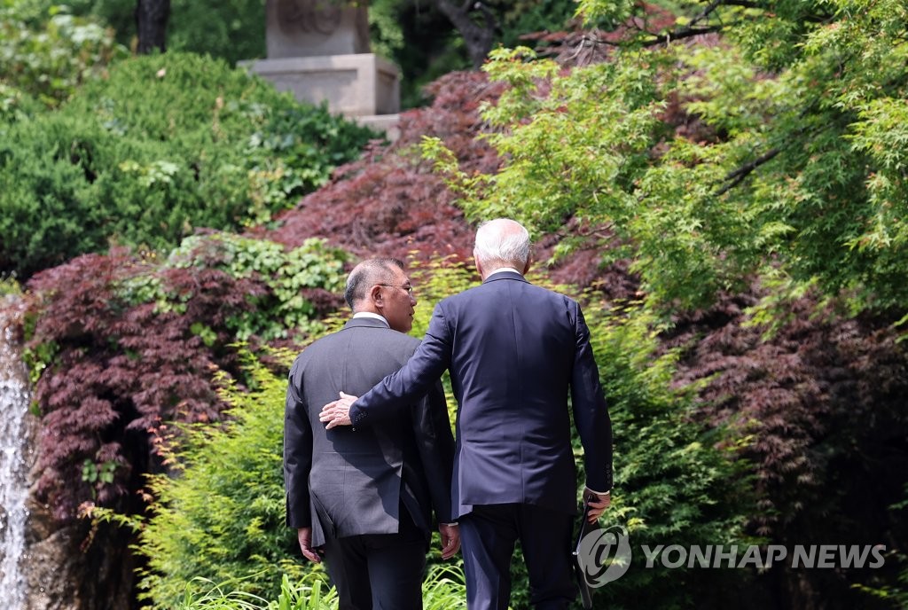 바이든-정의선 50분 독대…바이든 "美투자 많이 도울것, 한국 좋다"(종합)