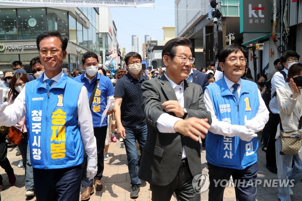 민주 "투표하면 승리" 사전투표 독려전…이재명은 계양에 '사활'