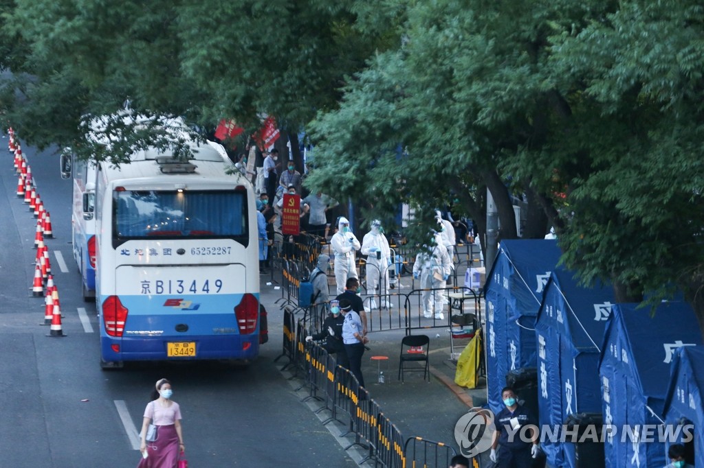 中 베이징 한달째 확산세 지속…베이징 위건위 주임 면직(종합)