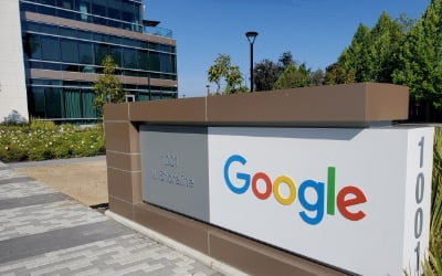 구글 러시아 법인 "파산 신청…계좌 압류돼 사업 불가"