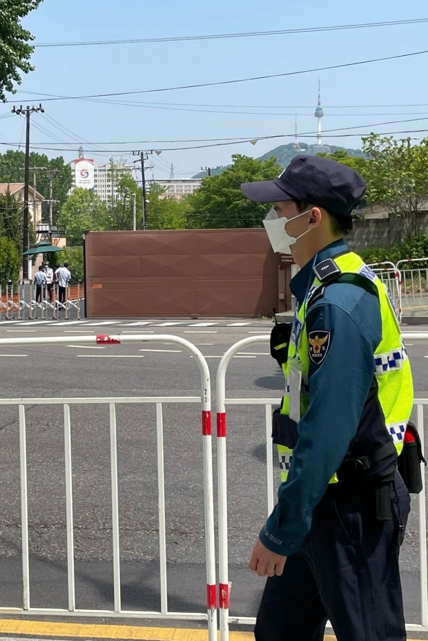 대통령실 출입구 주변에 설치된 바리케이드_해당 기사와 연관없음 (사진=연합뉴스)