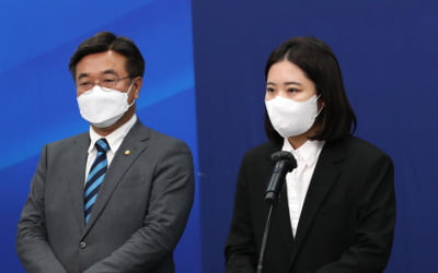선거 3주 남기고…민주당, 또 '성추문 악몽'