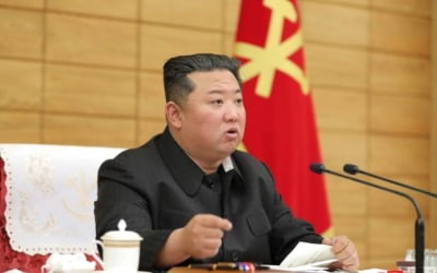 코로나 터진 북한, 현재 상황은?…"사실상 통제 불가능"