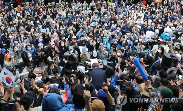 이재명 "오등봉 해먹고 날 도둑놈 몰아…文대통령과 술한잔 했다"