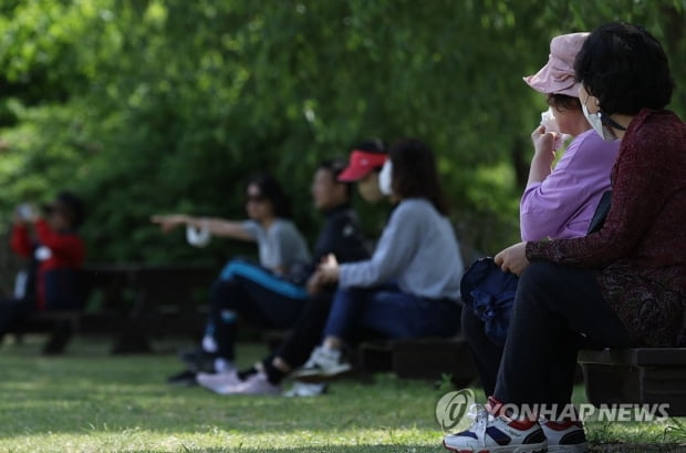 중부 맑고 남부 구름…큰 일교차 주의