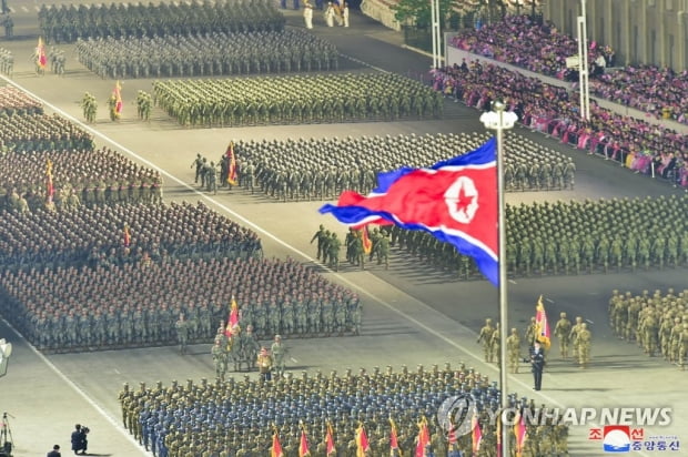 "4월 열병식 참가 北군인들도 증상…부대 이동제한 강화한듯"