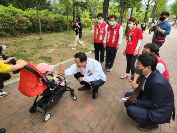 오세훈 "1인가구·여성·가족 안심도시 만들겠다"