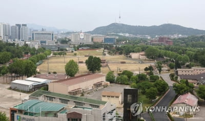 대통령실 앞 용산공원 부지 시범개방…'국민건강 문제없나' 논란