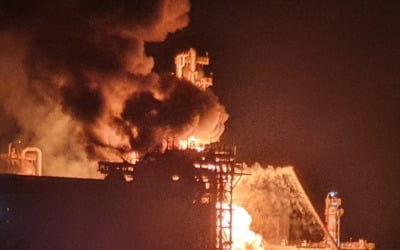 에쓰오일 울산공장서 폭발·화재사고…중상 6명·경상 2명