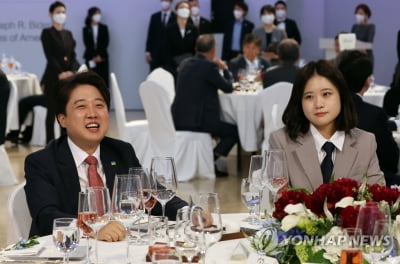 박지현 "26살이란 말에 바이든 놀라…'더큰 정치인되길' 당부도"
