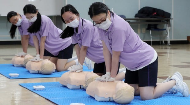 소비자원 “대학생 11.7%만 응급처치 요령 숙지…학교 실습교육 확대해야”