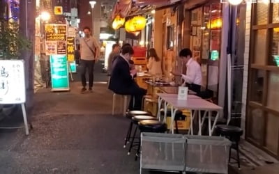 "술 마시는 사람이 없다"…벼랑 끝 日 주류업계 살린 구세주 [정영효의 일본산업 분석]