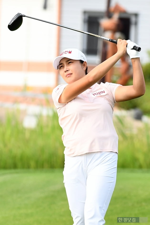 [포토] 서연정, '멀리 날아라~'