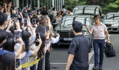 [포토] 톰 크루즈, '셔터를 부르는 남자'